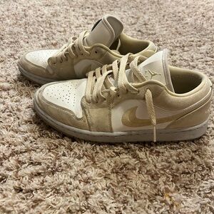 Nike Cream and White Jordan 1